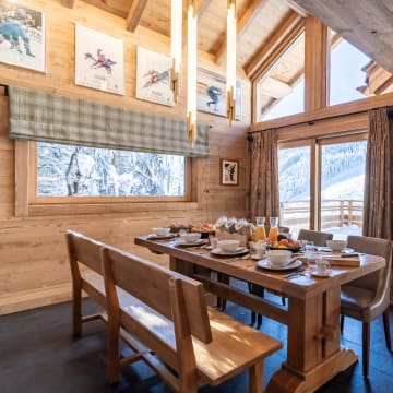 Chalet Les Loups | Catered Chalet in Meribel